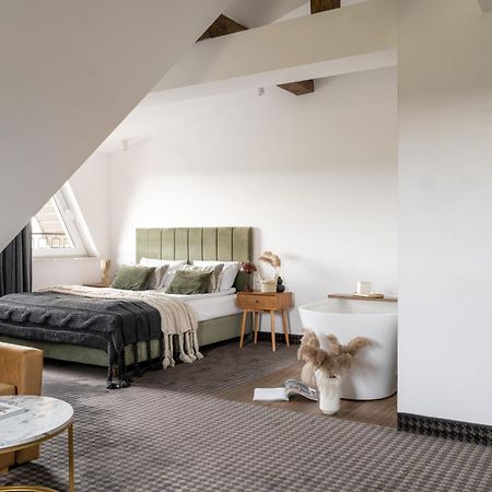 노비 타르그 Oberza Pod Roza Restauracja, Sauny, Jacuzzi B&B 외부 사진