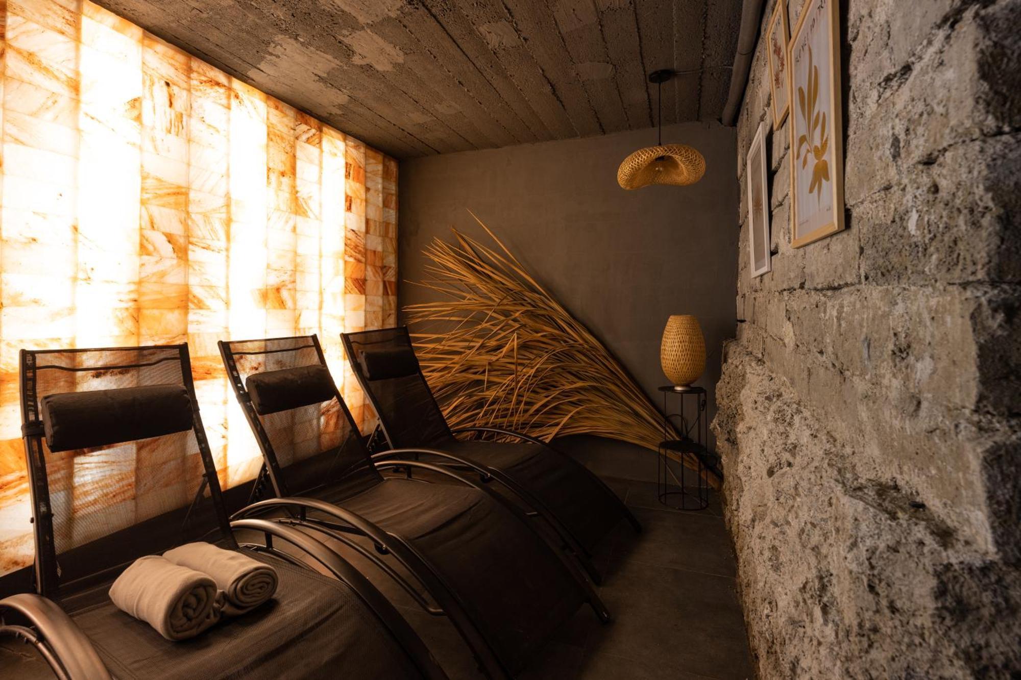 노비 타르그 Oberza Pod Roza Restauracja, Sauny, Jacuzzi B&B 외부 사진
